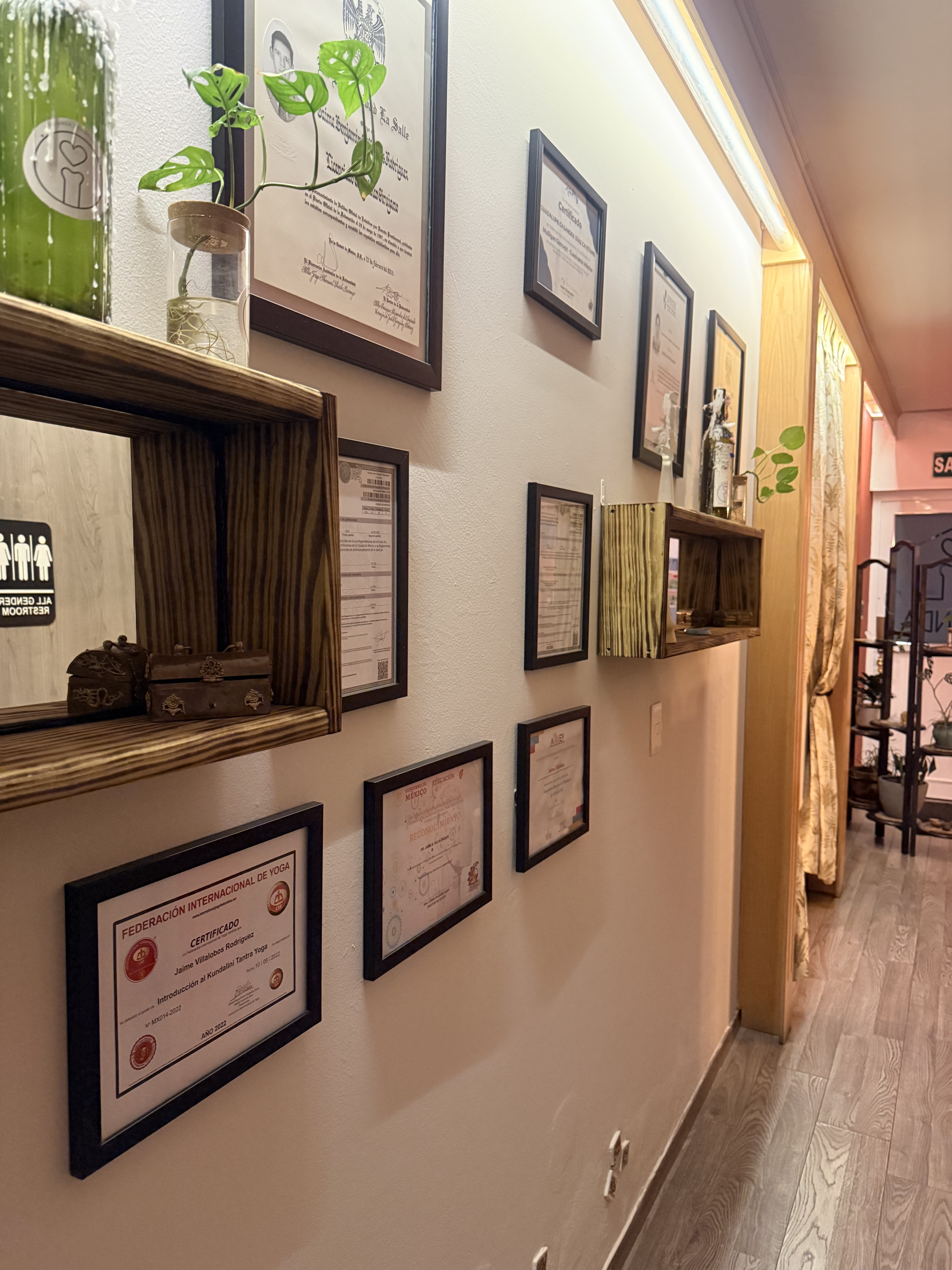 Certificaciones y formación — Rhianda